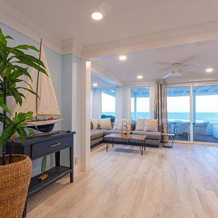 فيلا ناسوفي Harbour Mews - Oceanfront Townhouse المظهر الخارجي الصورة